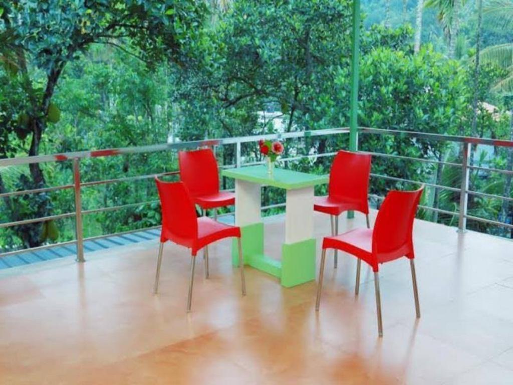 Thekkady Spice Valley Holiday Hotel تيكَدِيْ المظهر الخارجي الصورة